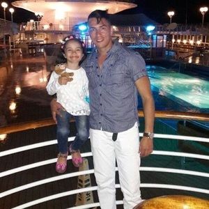 Meet your Posher, Cesar